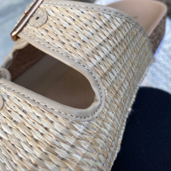⚡️LAST PAIR⚡️Double Buckle Raffia Slide Sandals - Picture 4 of 5